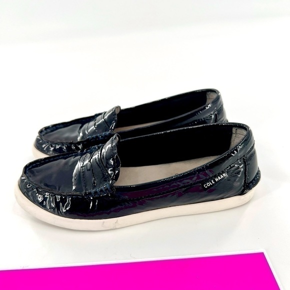 Cole Haan Grand.OS Navy Patent Leather Pinch Marine Classic Slip On Loafer 5.5 - Picture 7 of 10